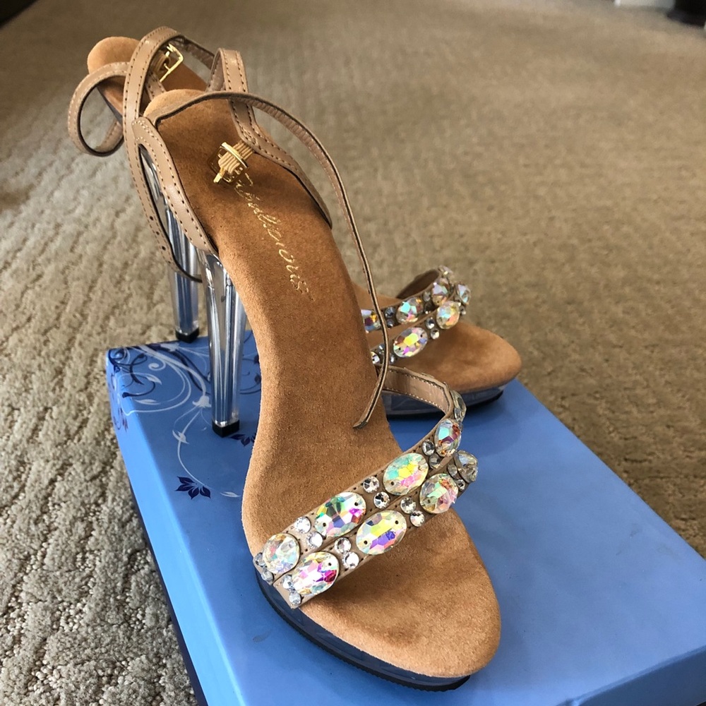 Fabulicious Heels